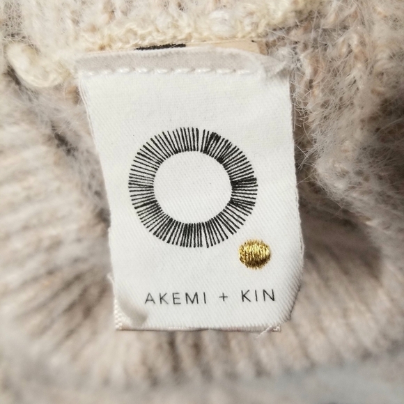 Anthropologie Akemi & Kin Eyelash Turtleneck One Size Biege Cable Knit Poncho - Picture 8 of 10